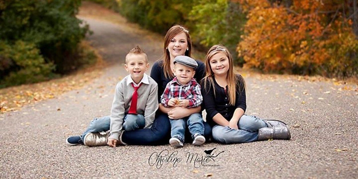 chelliechely's profile banner image