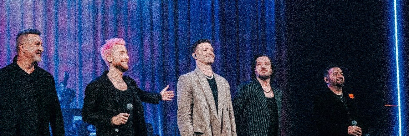 Kelly 💛 banner