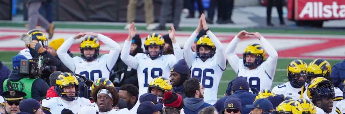 Biff Poggi’s Labradore Retriever UM Coach banner