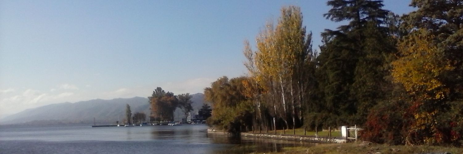 maraluz2015's profile banner image