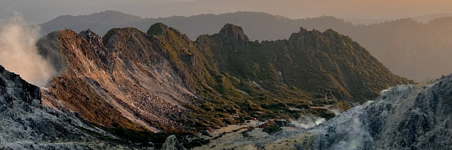 riahna06's profile banner image