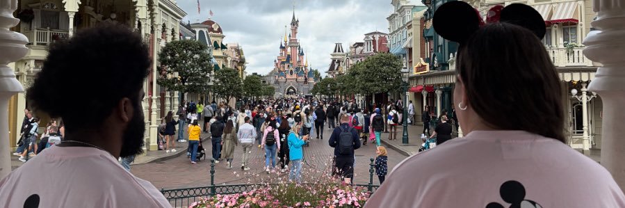 Chacha . 🙋🏻‍♀️ banner