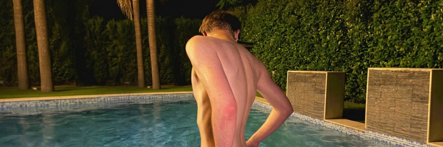 RedienhcsMaximi's profile banner image