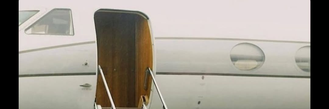 dericklingole's profile banner image