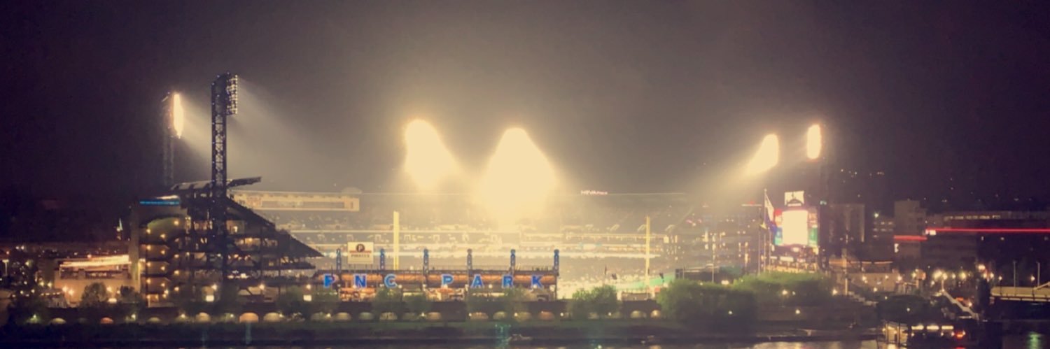 z_nelli31's profile banner image