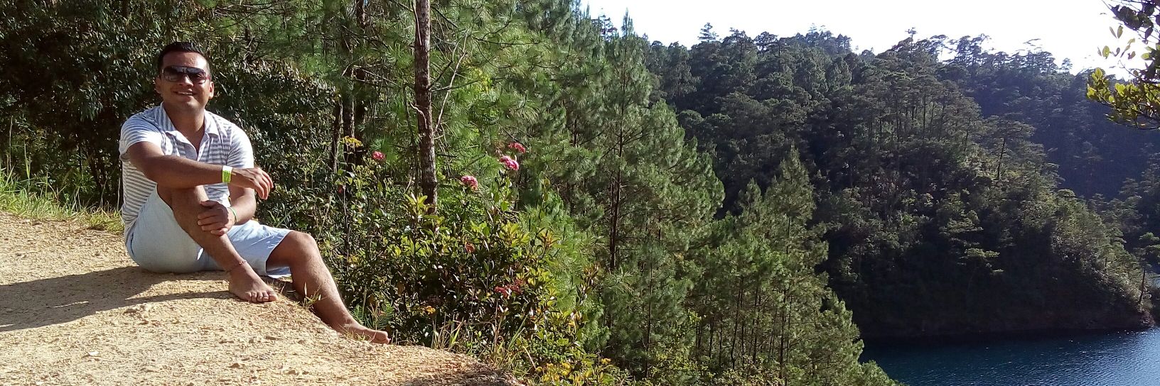 Roberto Rojas banner