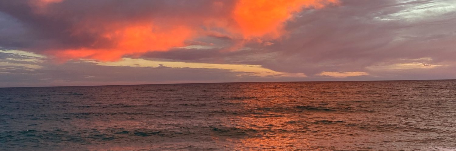 olimuy's profile banner image