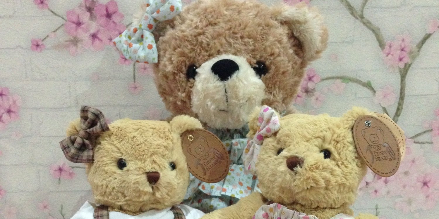 yolandabevy's profile banner image