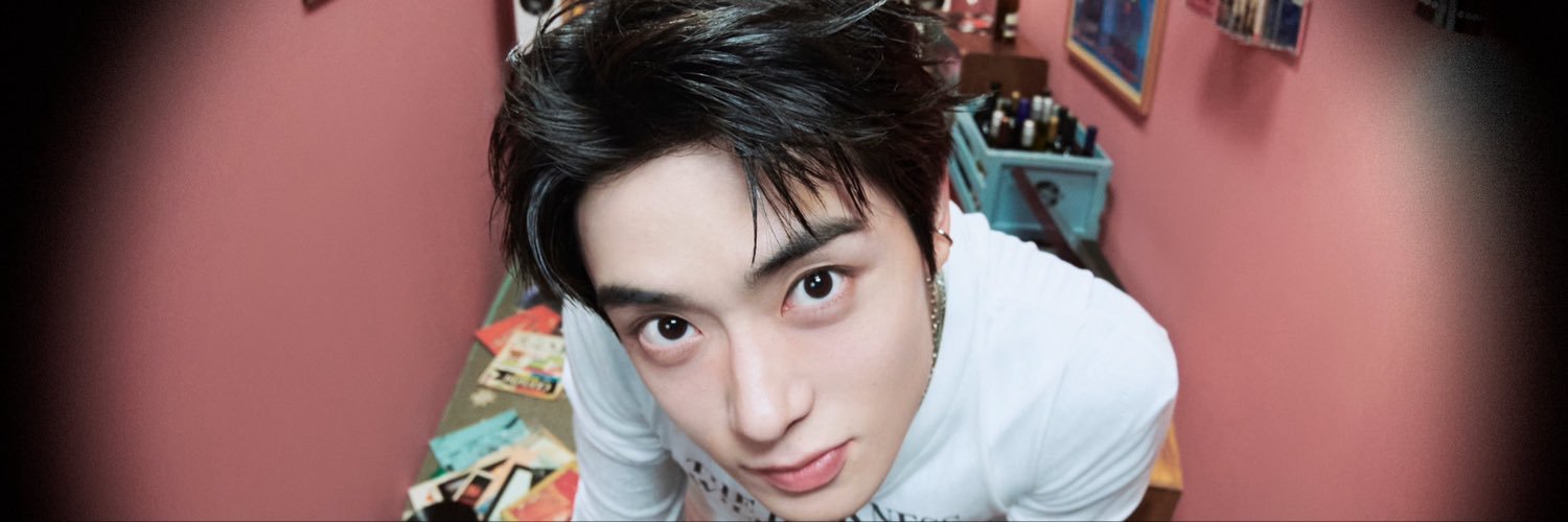 aholic1678's profile banner image