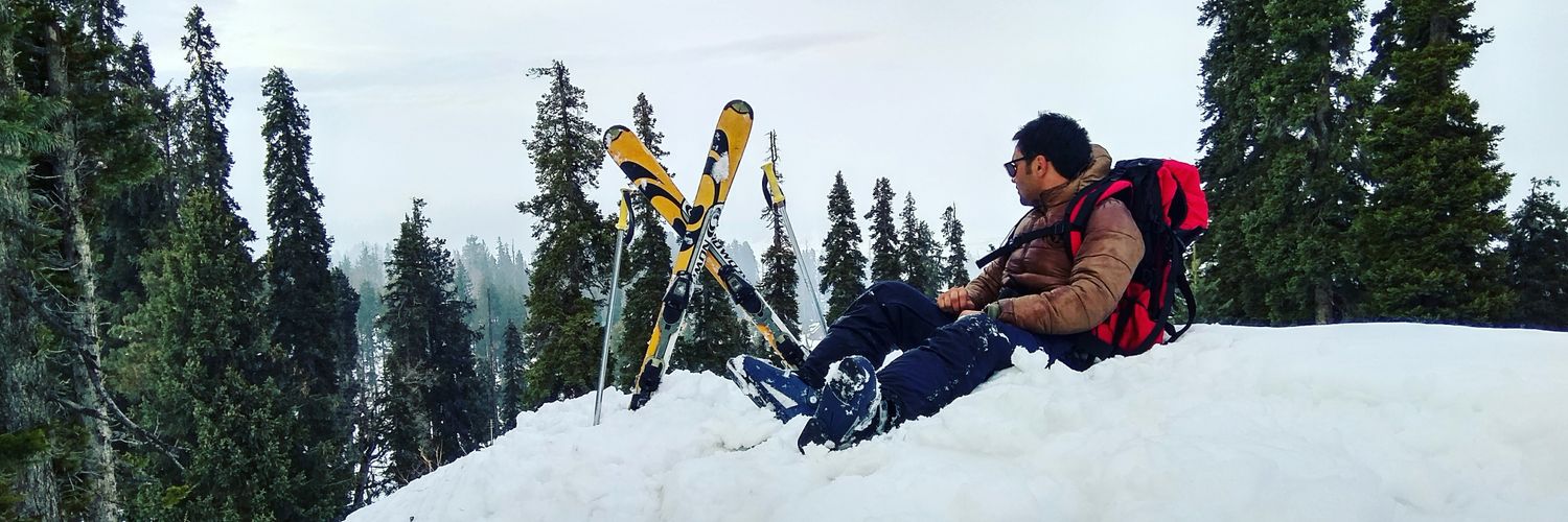 Muminmwani's profile banner image