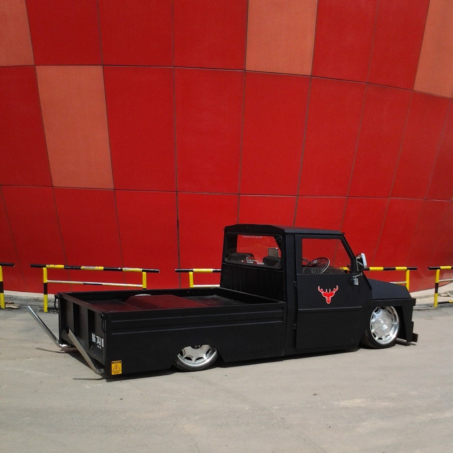 Antieliteglobal banner