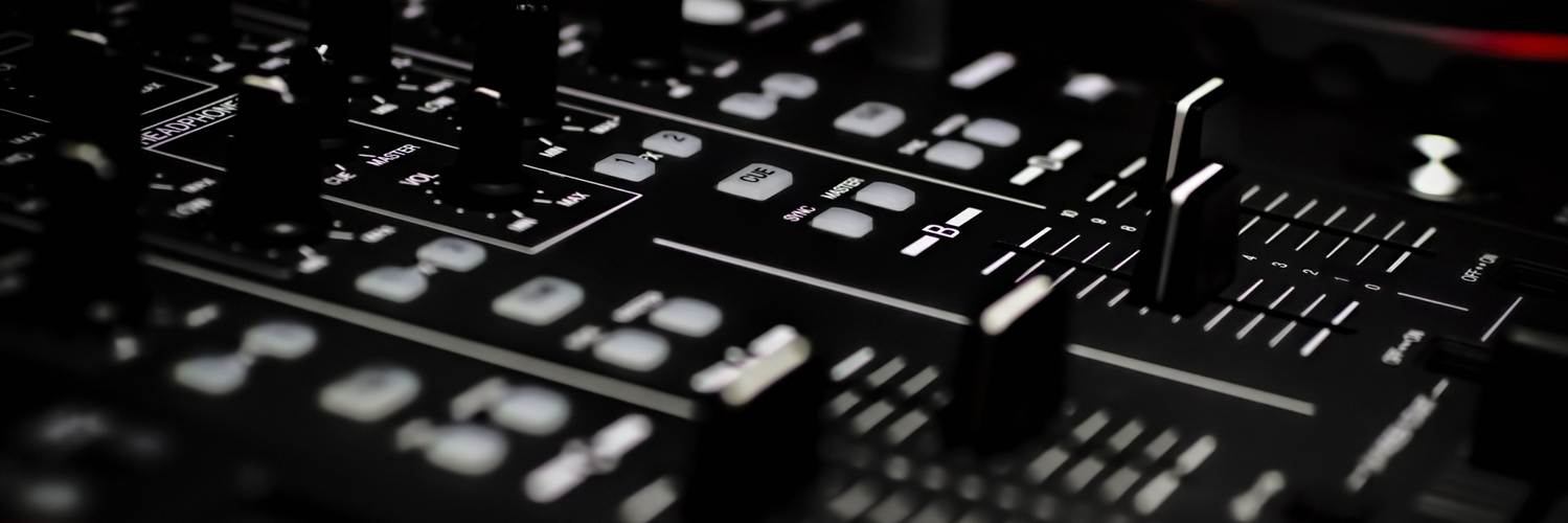 _noiseBox's profile banner image