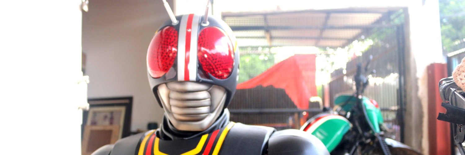 B123DA_'s profile banner image