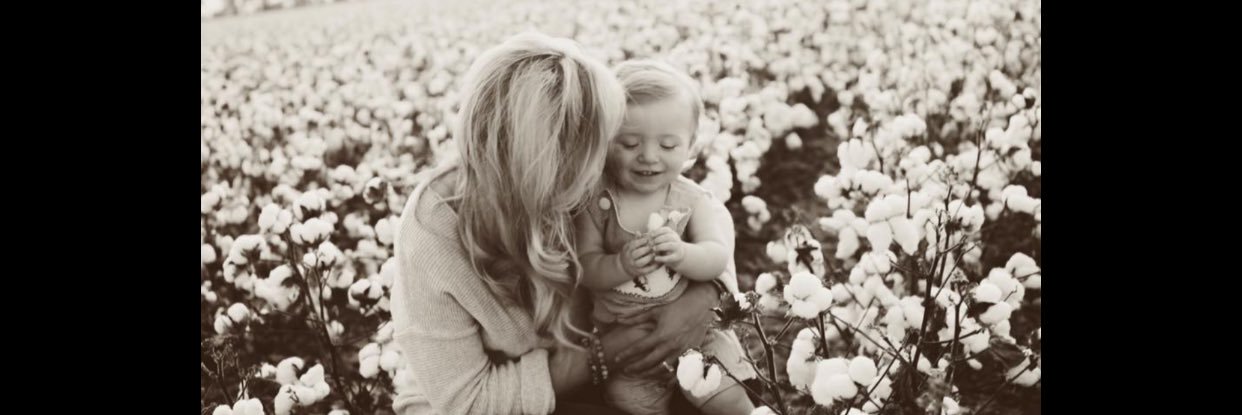 kelseynmay's profile banner image