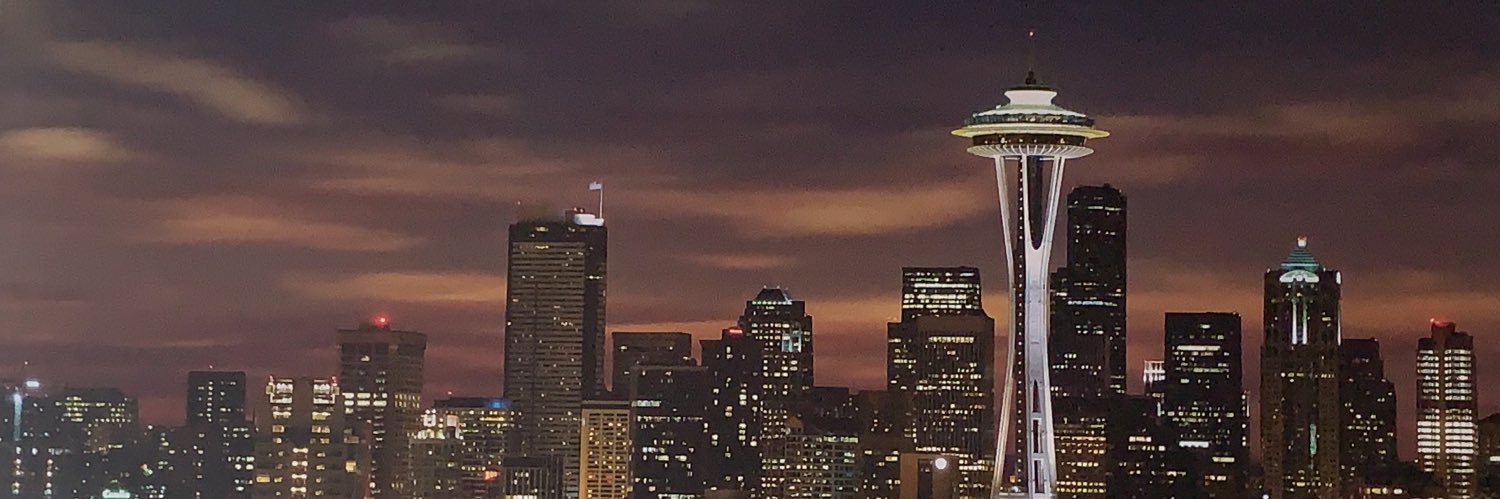 hpuzas's profile banner image