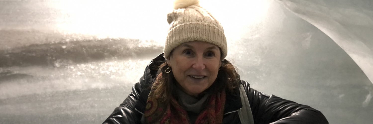 isabeldeallende's profile banner image