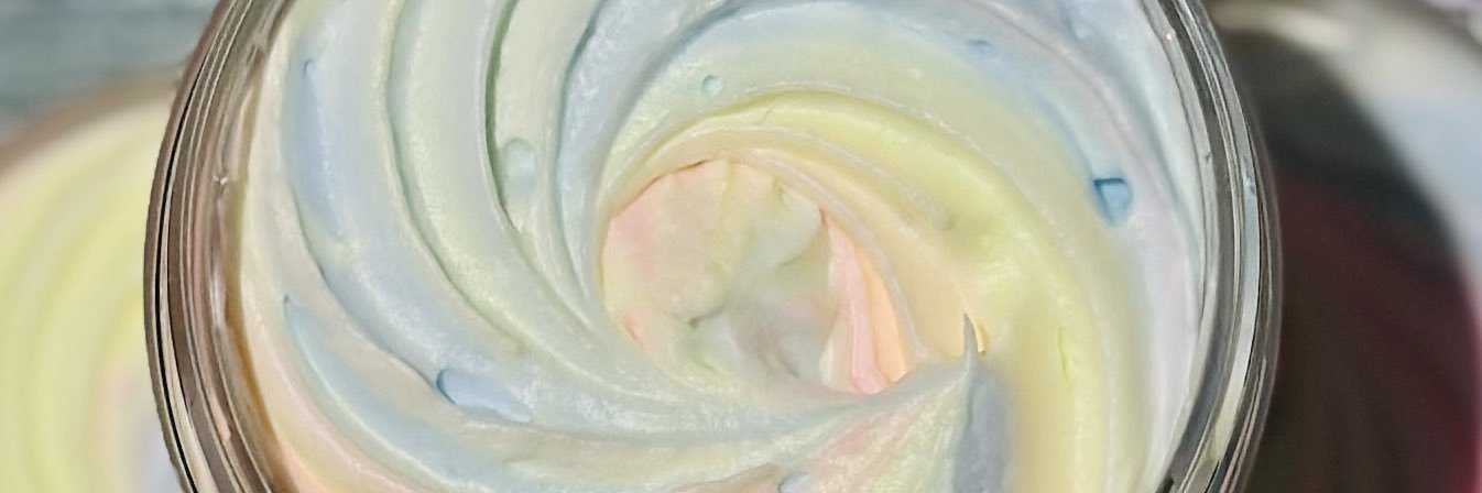 CustomCandyWigs's profile banner image
