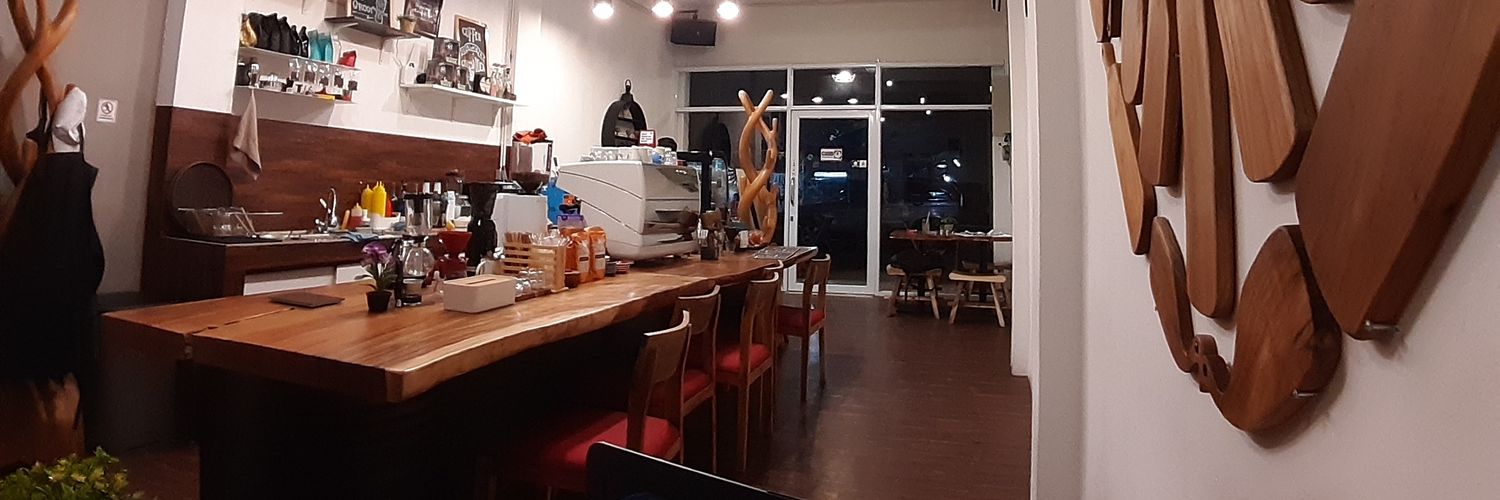 Rezidini's profile banner image
