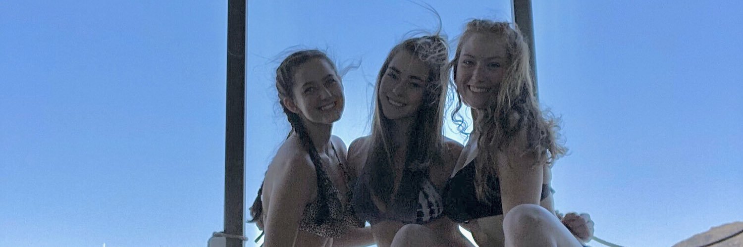 karligraceg's profile banner image