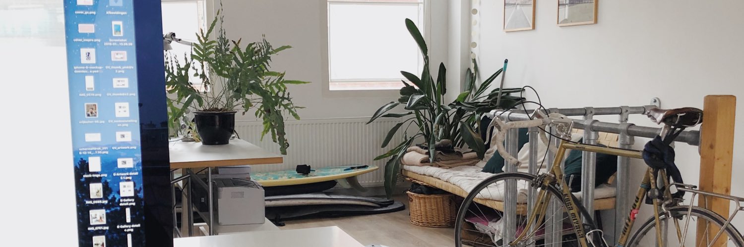 Erika VanDerBent ☺︎ banner