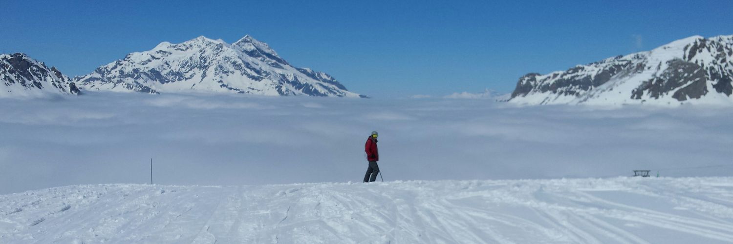 JulieHL's profile banner image
