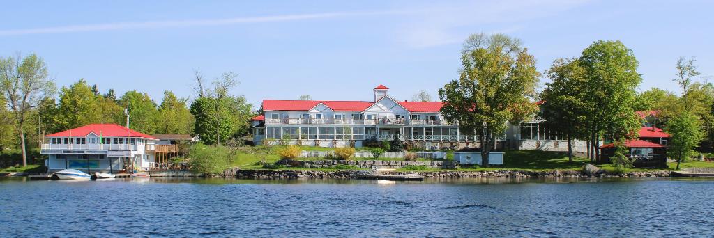 Viamede Resort banner