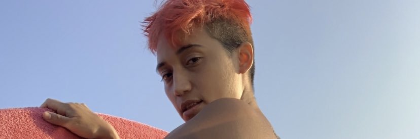 huluhoe's profile banner image