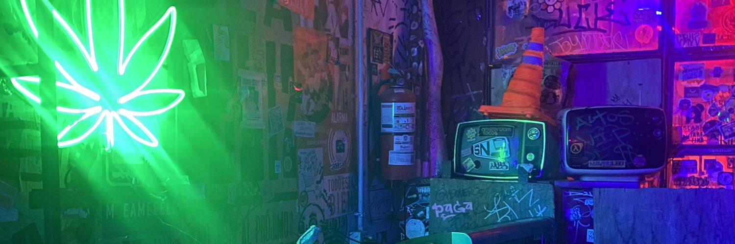 Becky_Chia's profile banner image