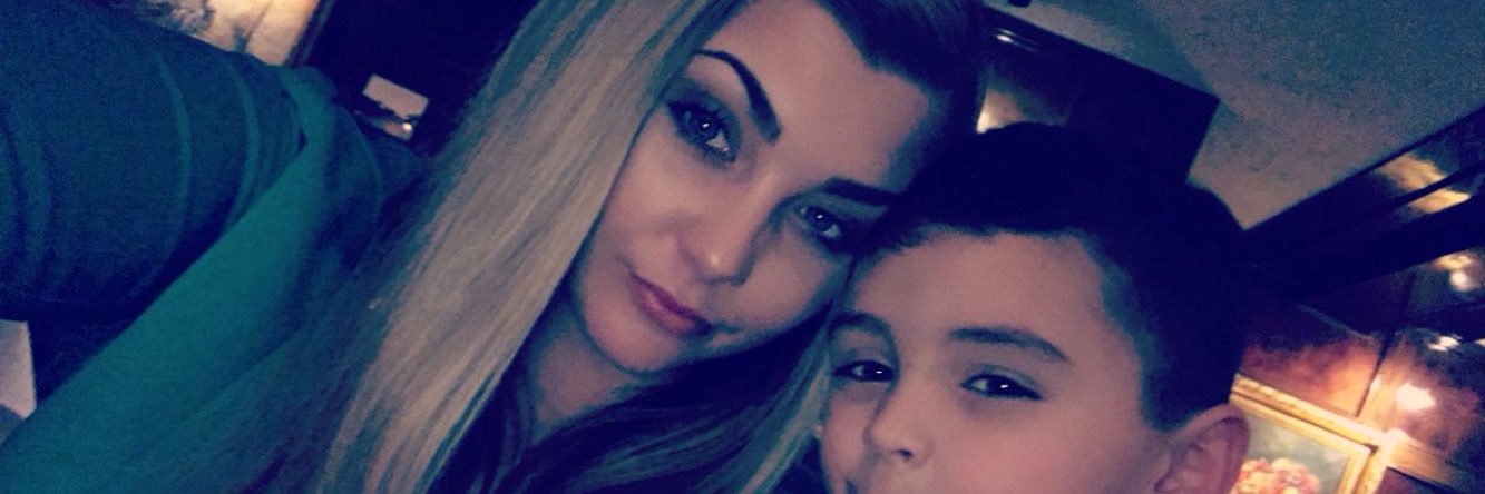 alexisyobe's profile banner image