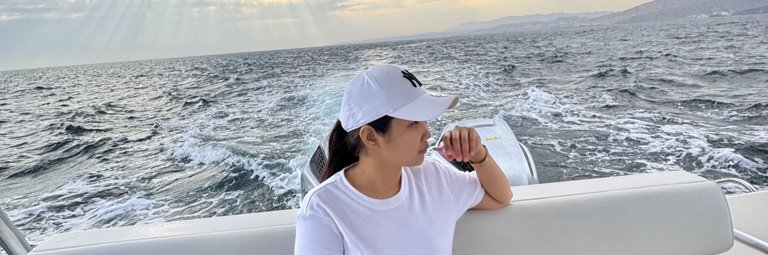 melsmsn's profile banner image