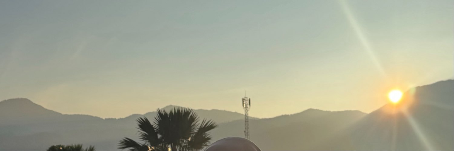 pratiwiws's profile banner image