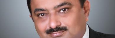 DharniC's profile banner image