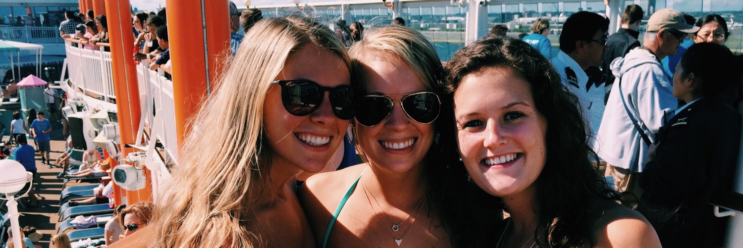 ChloeeeHurley's profile banner image