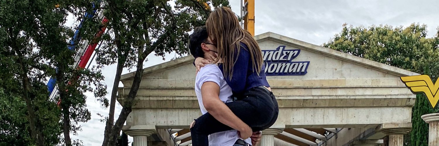 iAlexisoff's profile banner image