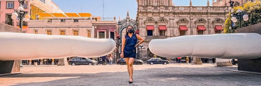 Itzel Valencia banner