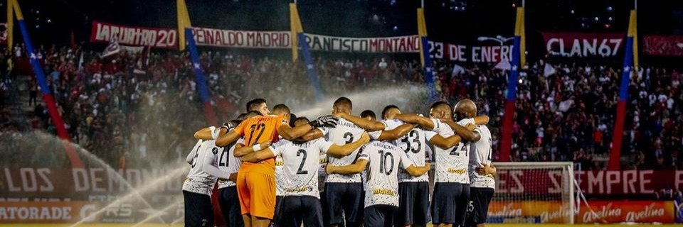 Génesis Carolina 💜 banner