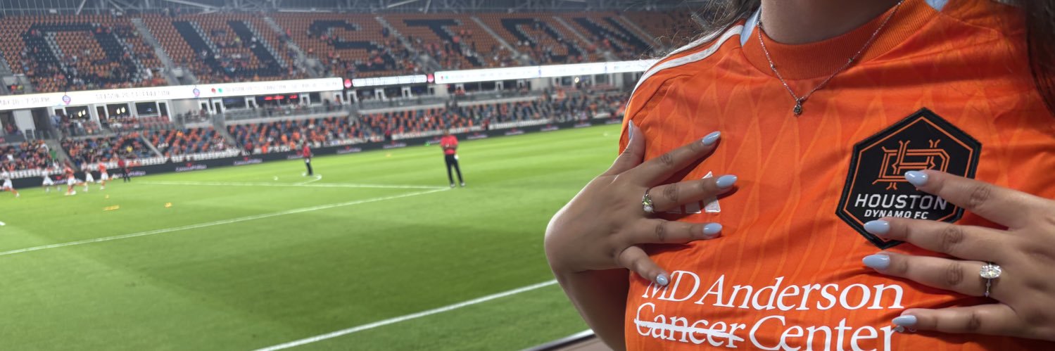 Roberzalez's profile banner image