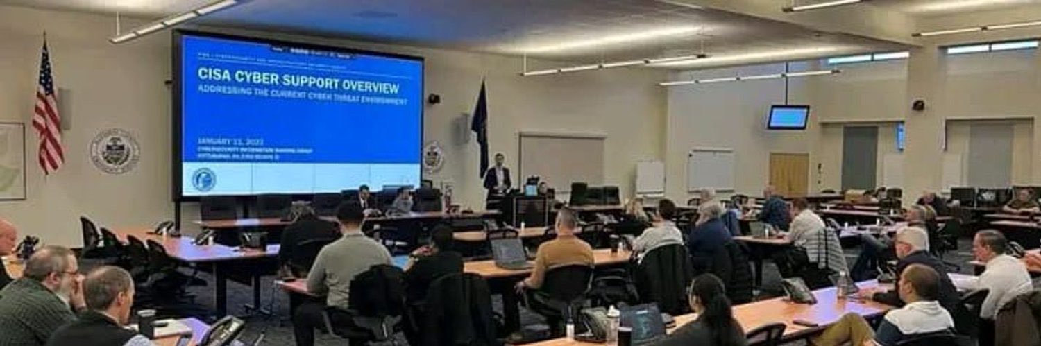 Kylie Logan Official Account 👩‍💻 banner