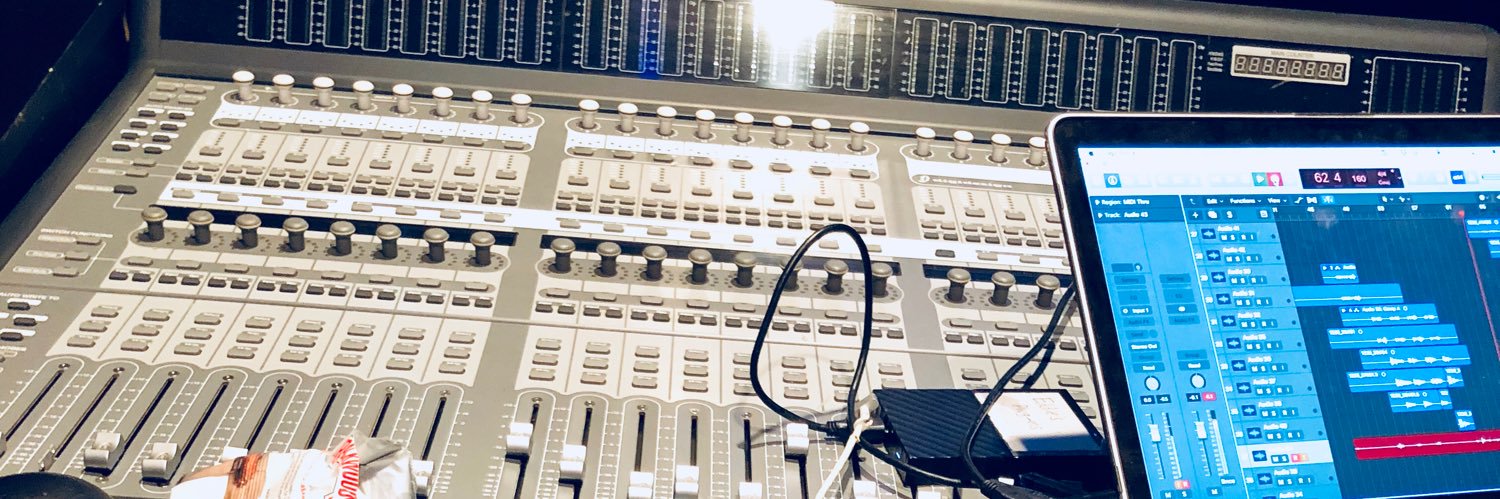 mobleybeats's profile banner image