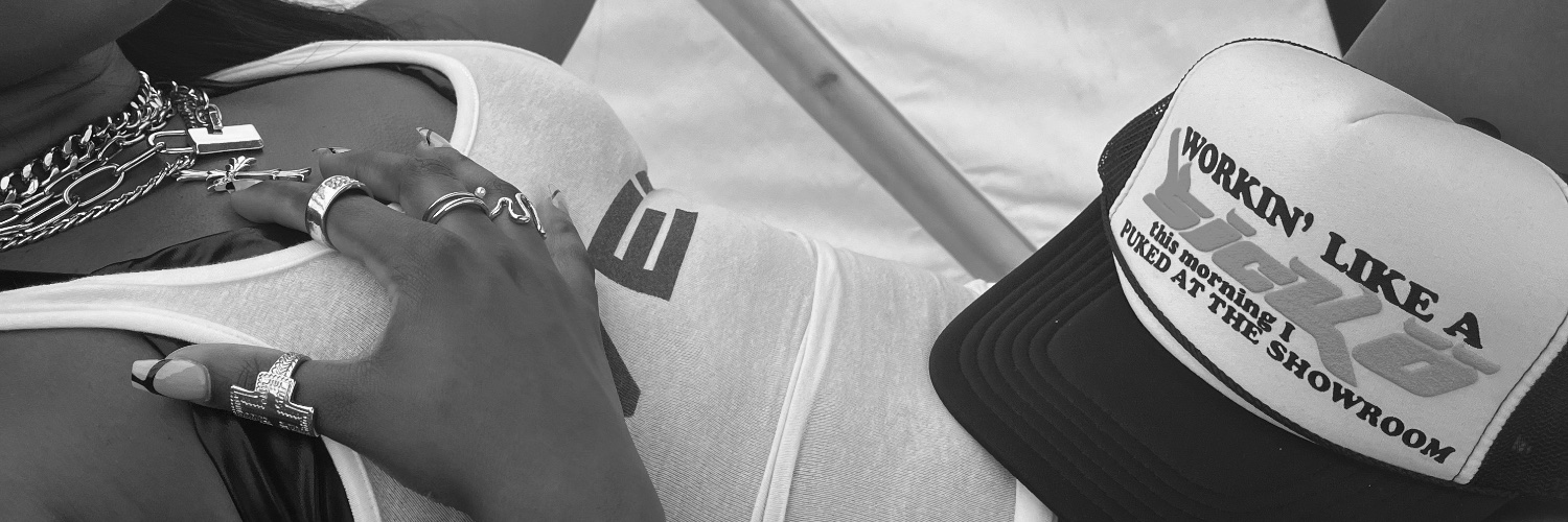 _aprilsimone's profile banner image