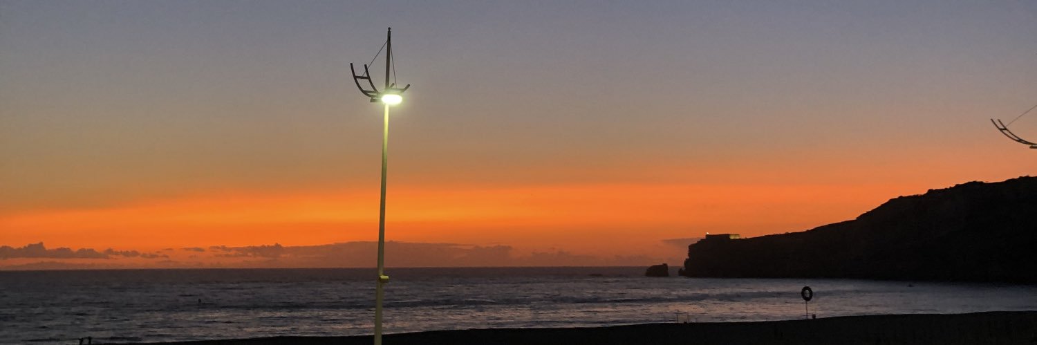 gillianbsantos's profile banner image