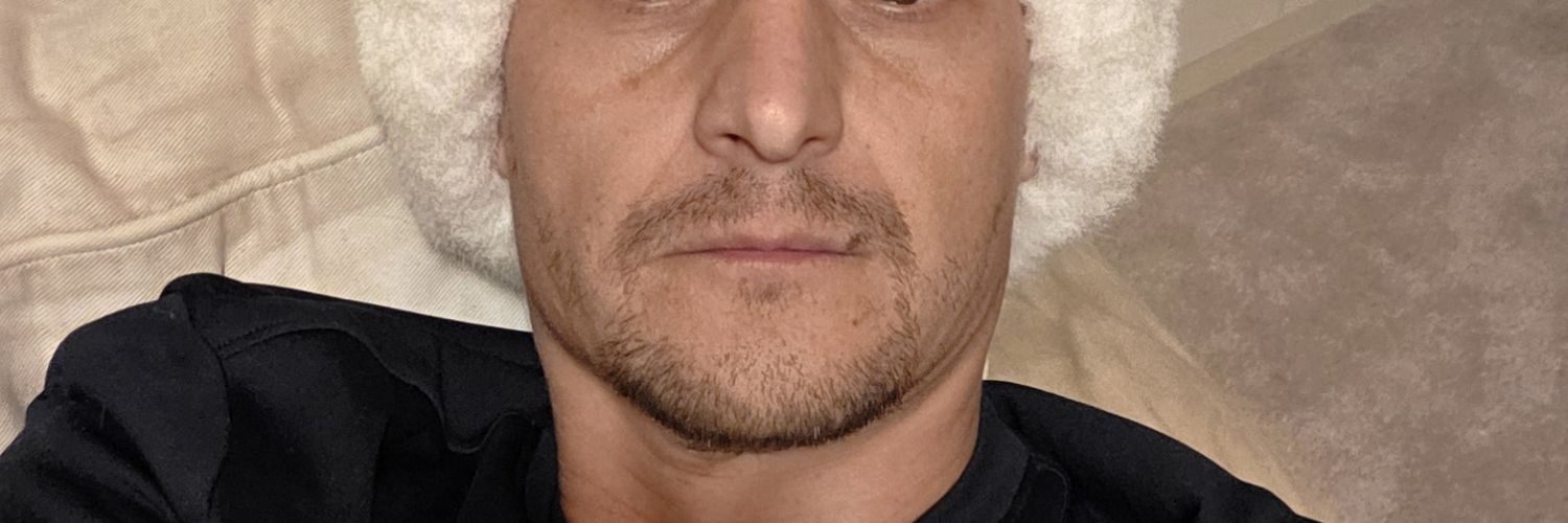 Oeloff's profile banner image