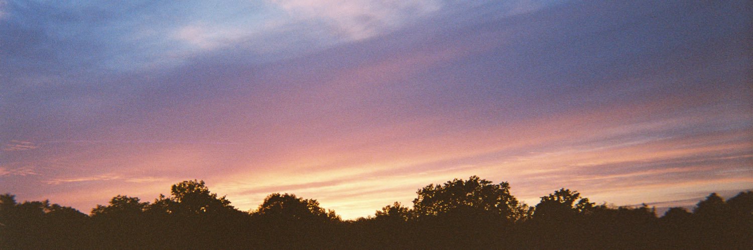 YanneDea's profile banner image