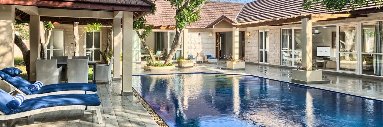 LEOPARD BEACH RESORT banner