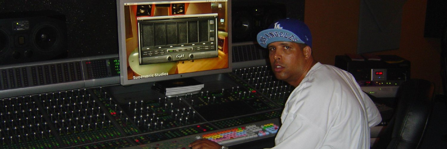 TWIN1BEATS's profile banner image