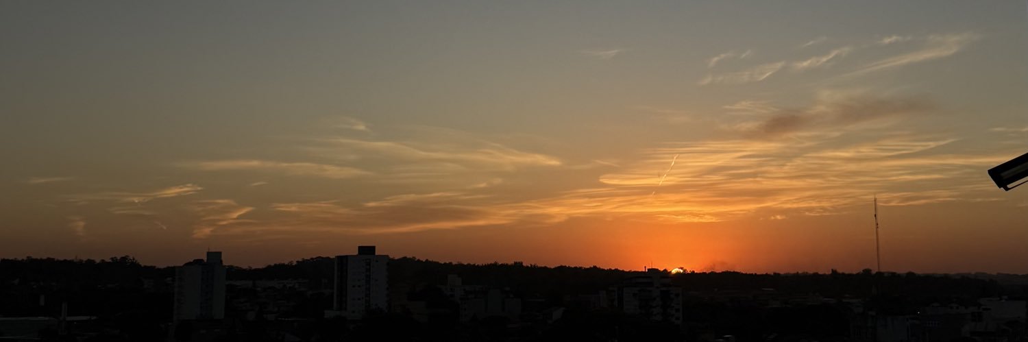 valeriadevargax's profile banner image