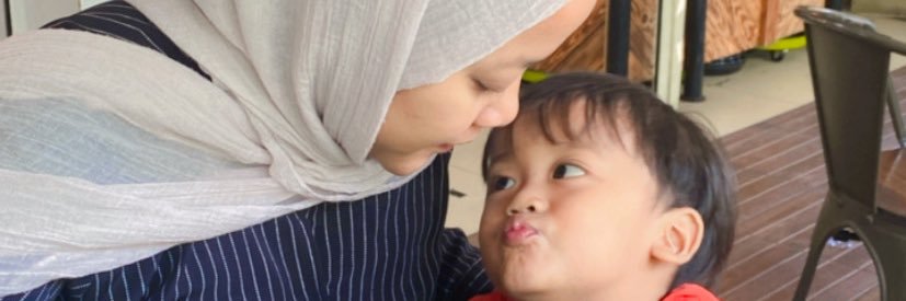 aprianinadiah's profile banner image