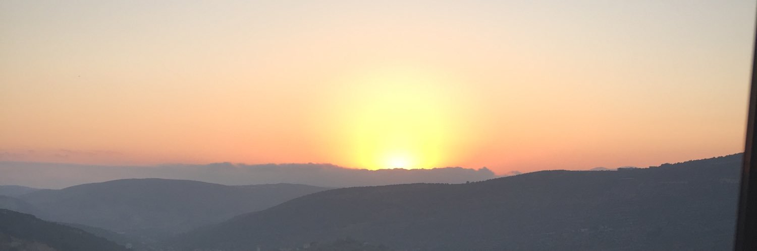 Ali Issa banner