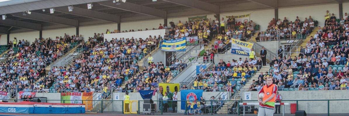 Barry Town Fans 🥁🇺🇦🍻 banner