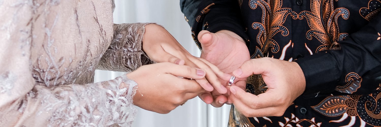 dwaprlia's profile banner image